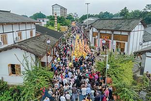 大祭司的退役生活？阳光、草坪、高尔夫⛳